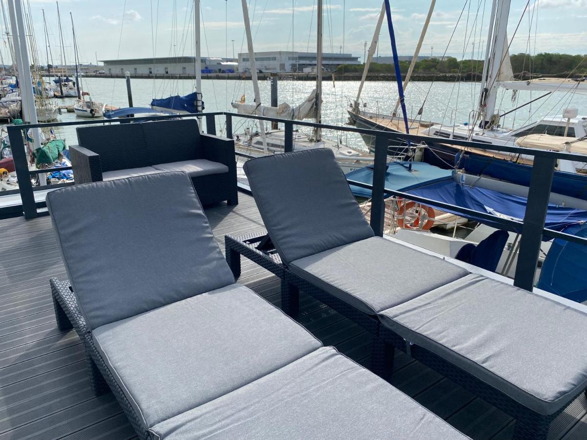 מלון אל פוארטו דה סנטה מריה Houseboat Cadiz El Puerto - Casa Flotante מראה חיצוני תמונה