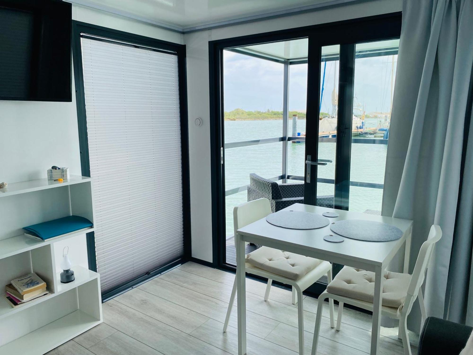 מלון אל פוארטו דה סנטה מריה Houseboat Cadiz El Puerto - Casa Flotante מראה חיצוני תמונה