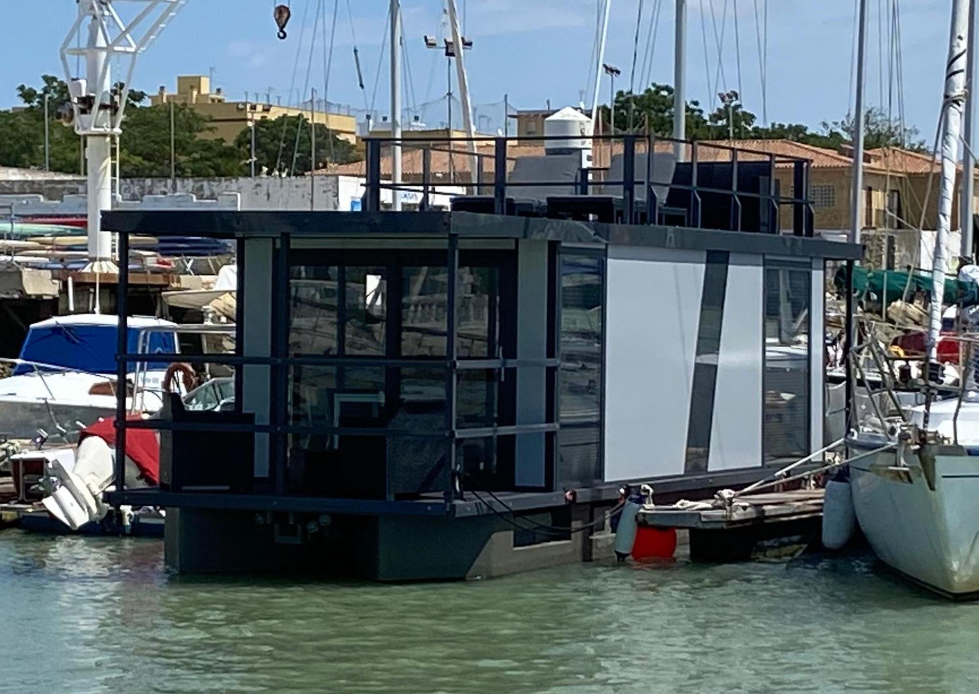 מלון אל פוארטו דה סנטה מריה Houseboat Cadiz El Puerto - Casa Flotante מראה חיצוני תמונה